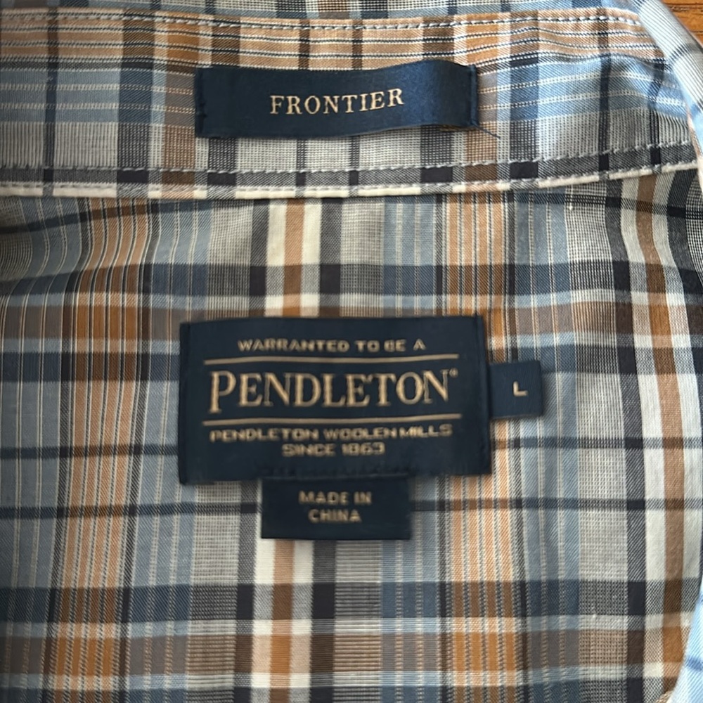 Pendleton *NWOT* Men's Frontier Short Sleeve Western Snap Front Shirt - Picture 2 of 13